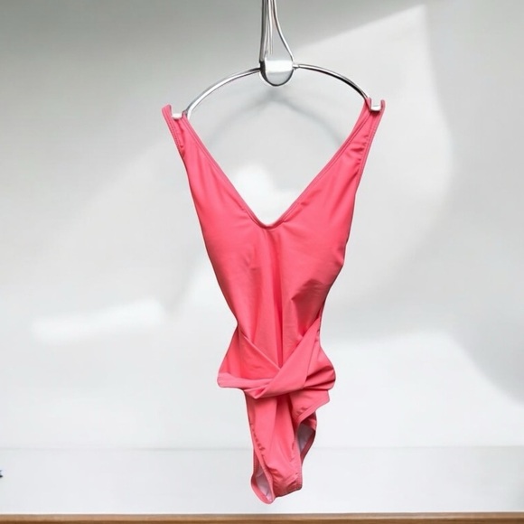 🌻NEW BCA by Rebecca Virtue Tori Coral Twist One Piece Plunge Swimsuit Size M - Picture 2 of 11